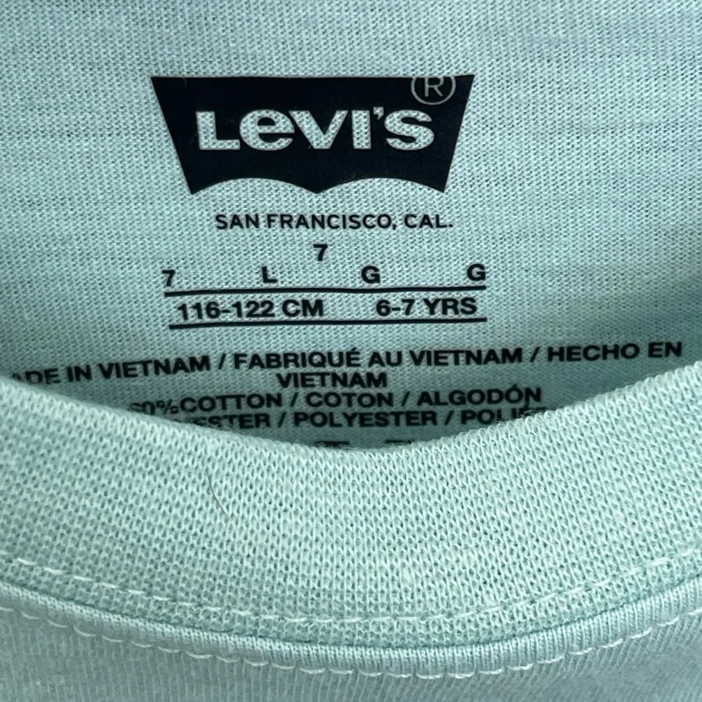 LEVI'S Boys Two Piece Set  T-Shirt Light Blue Denim Shorts Outfit Summer Sz 7